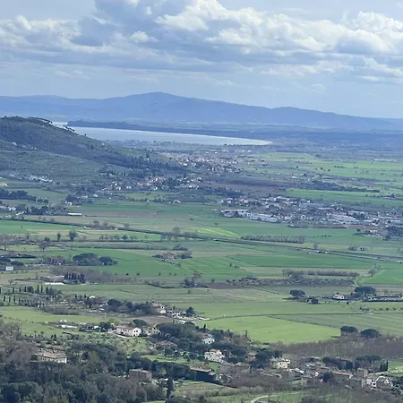 בית נופש Garden קורטונה